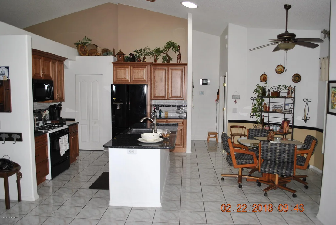 Photo of 889 Shoshone Lane