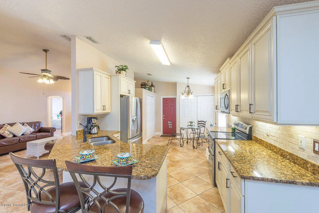 Photo of 772 Lake George Drive