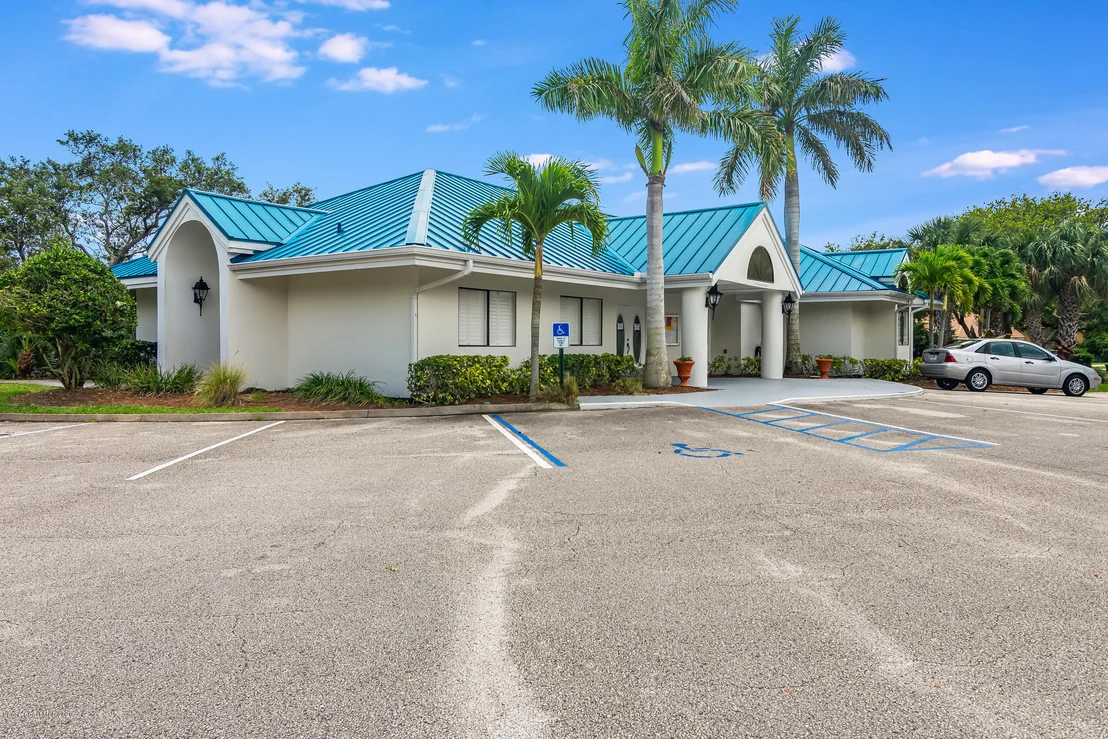 Photo of 845 Sanderling Drive