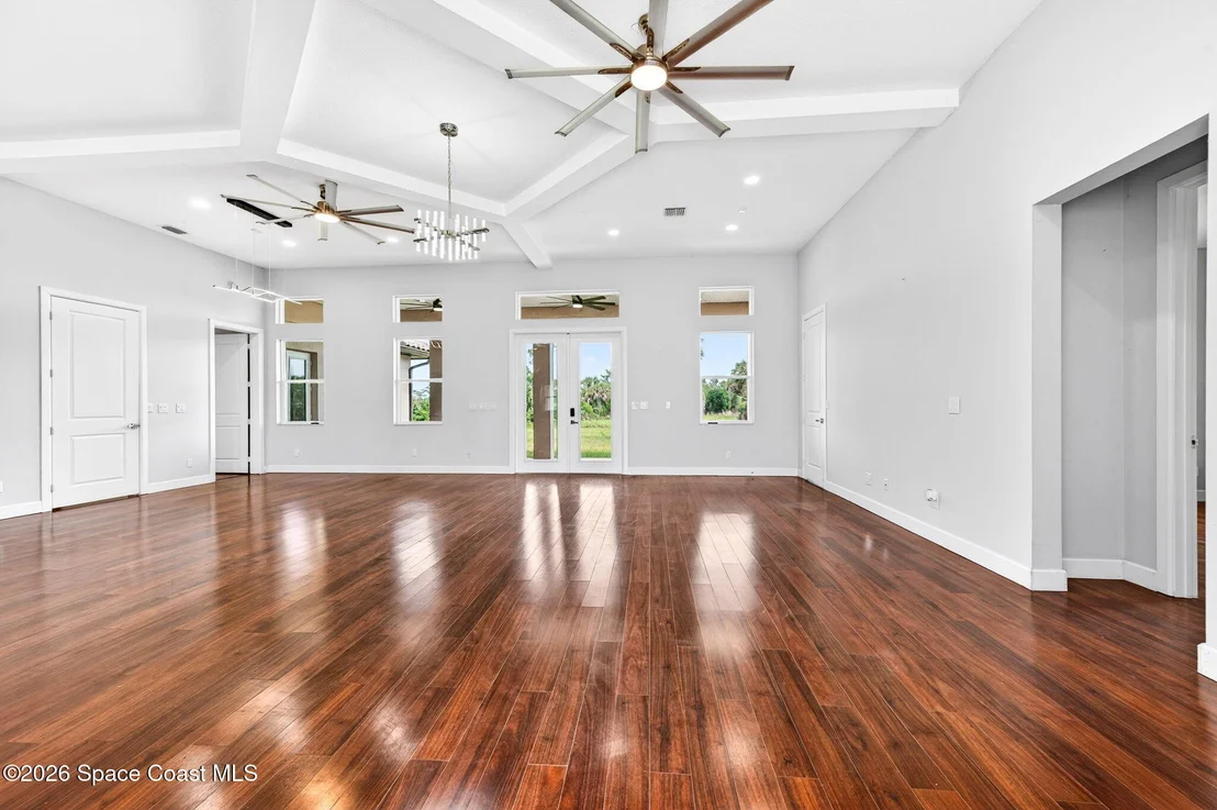 Photo of 1394 Absaroka Lane