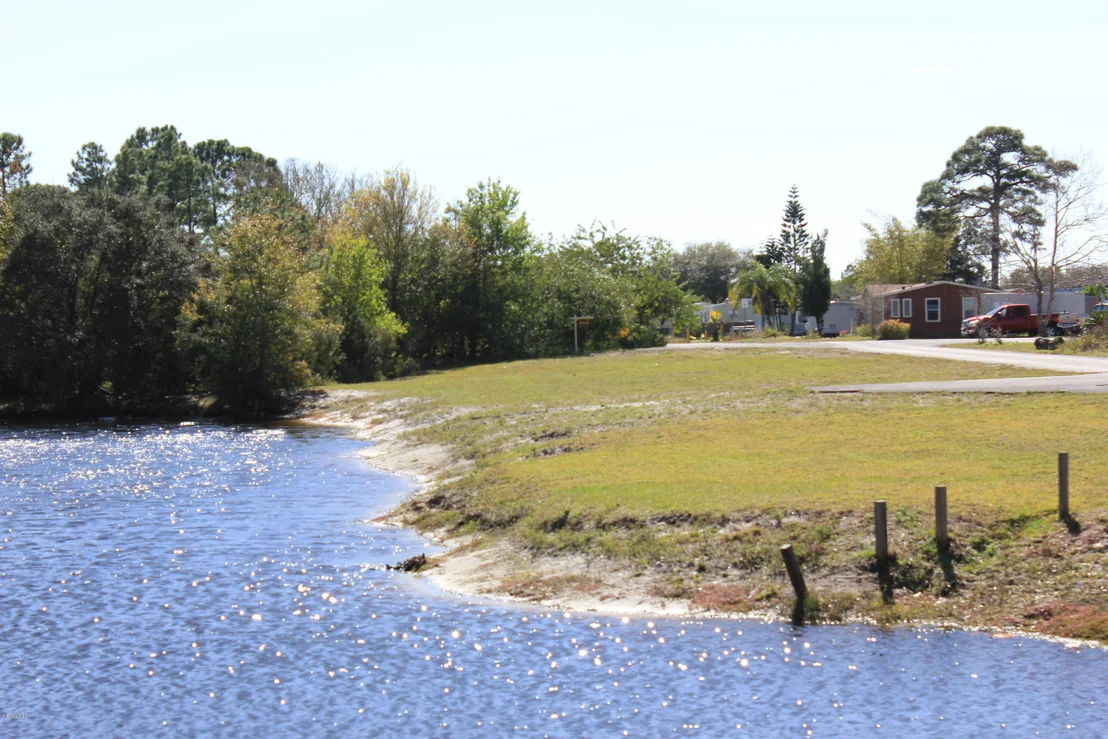 Photo of 616 Emerald Lake Drive