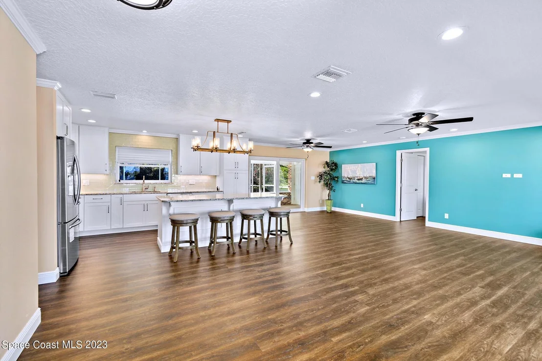 Photo of 535 Rockledge Drive