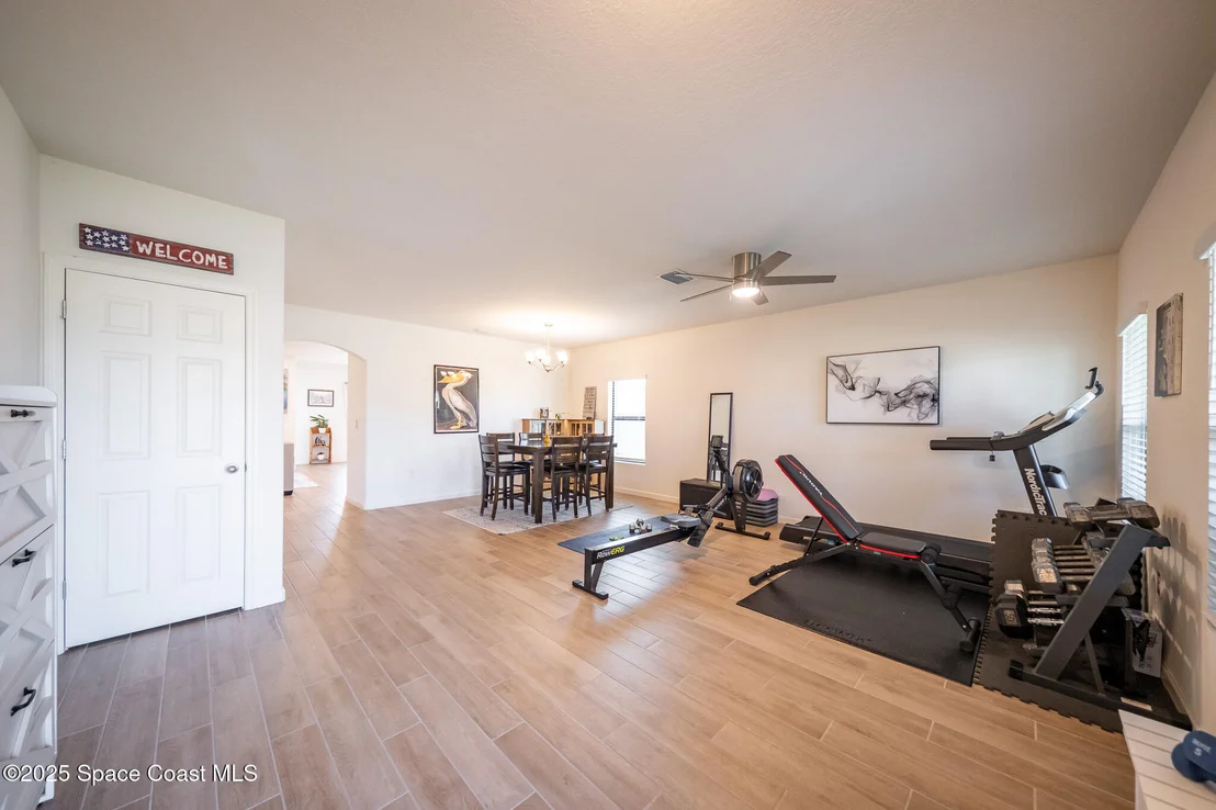 Photo of 289 Wiregrass Avenue