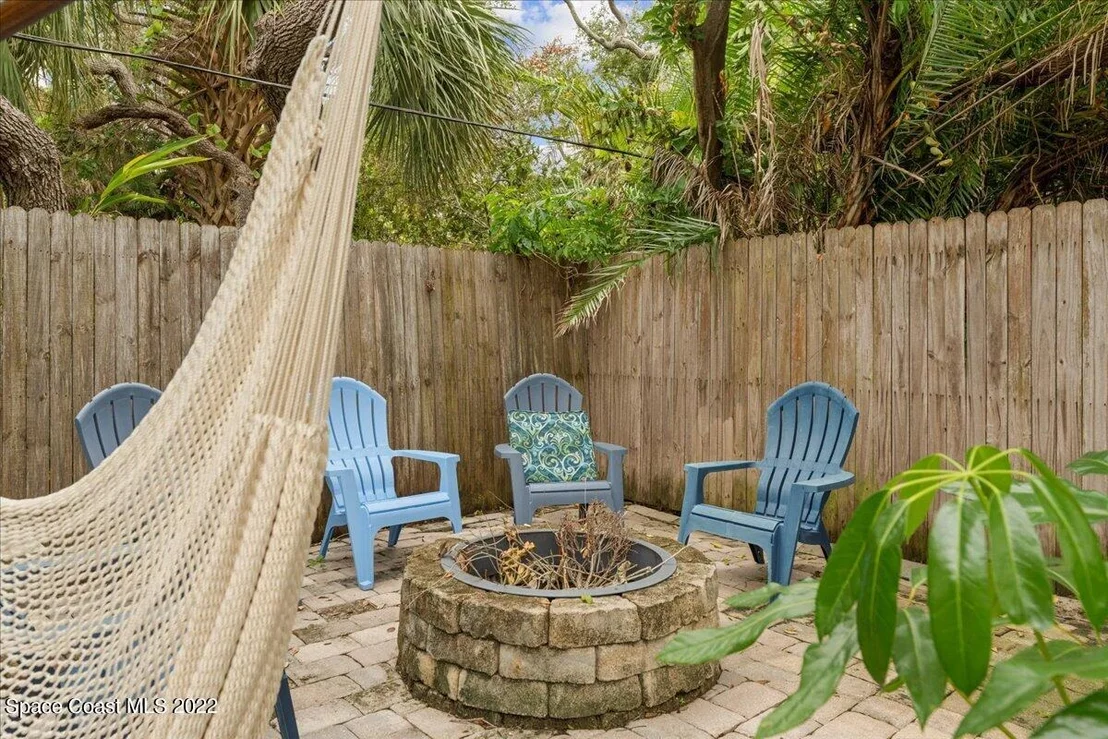 Photo of 1345 Bayshore Drive