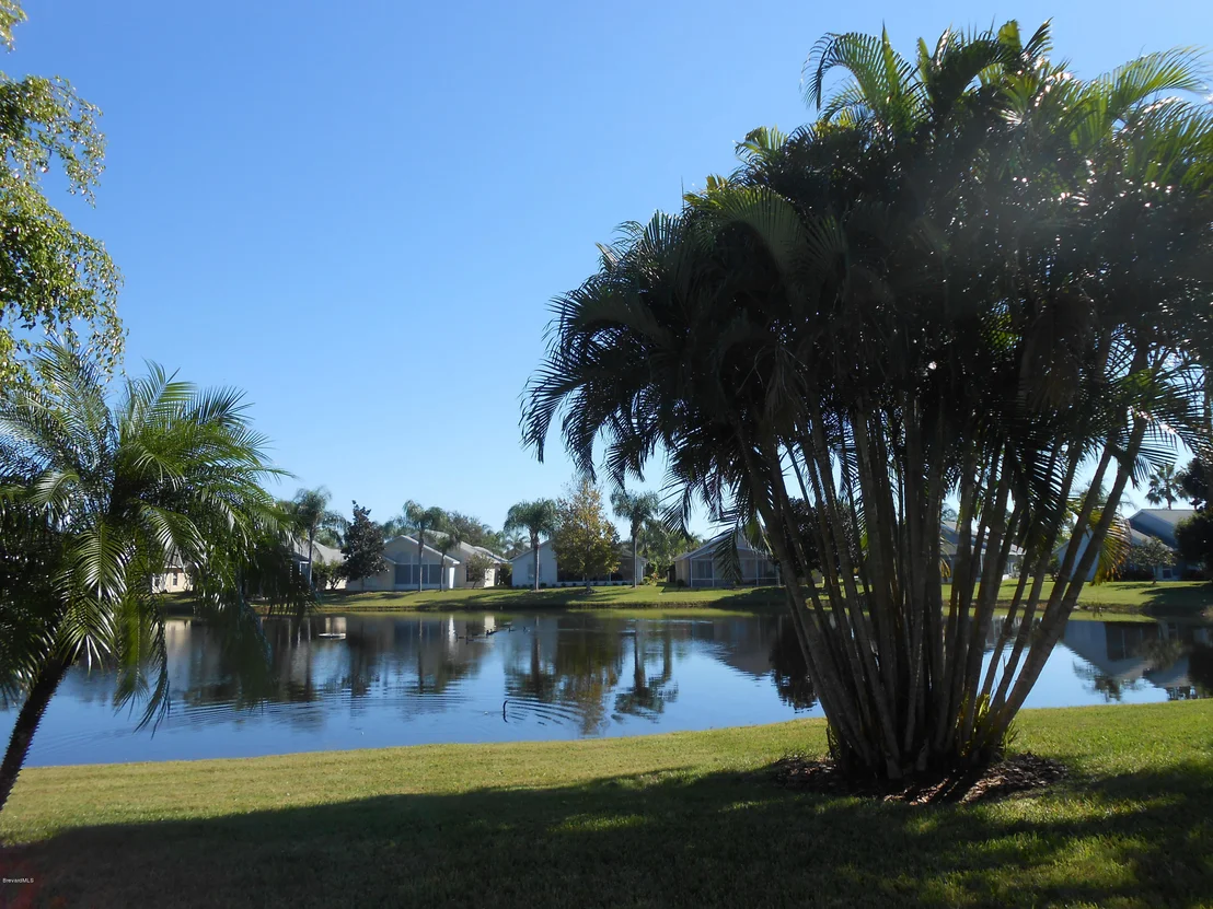 Photo of 2581 Addington Circle