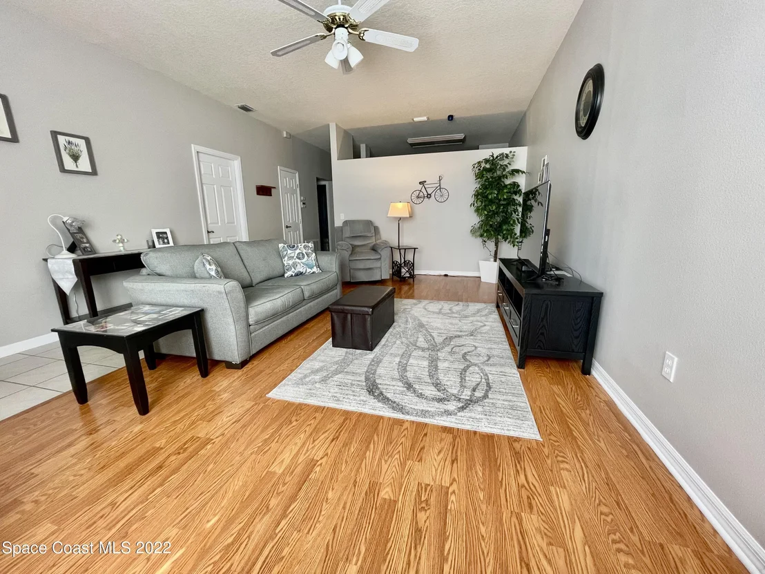 Photo of 1057 S Fork Circle