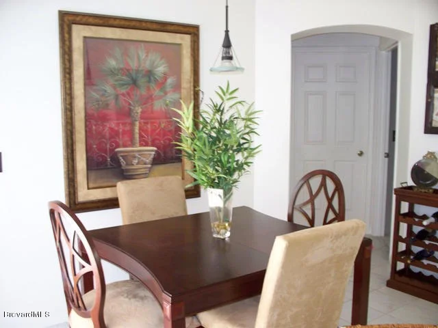 Photo of 949 Tamarind Circle