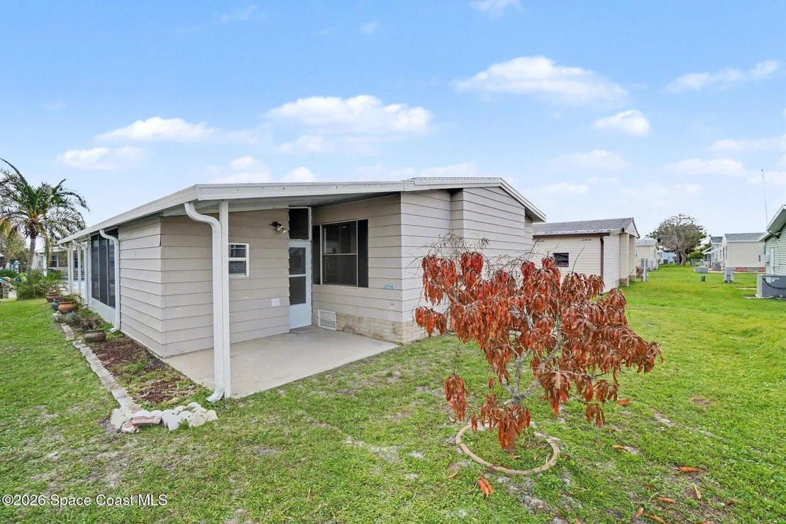 Photo of 637 Wedelia Drive