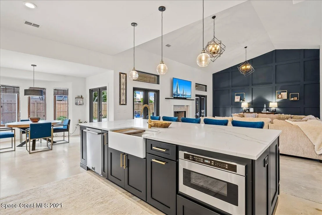 Photo of 629 Hummingbird Drive