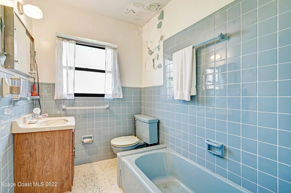 Photo of 407 Bunker Street