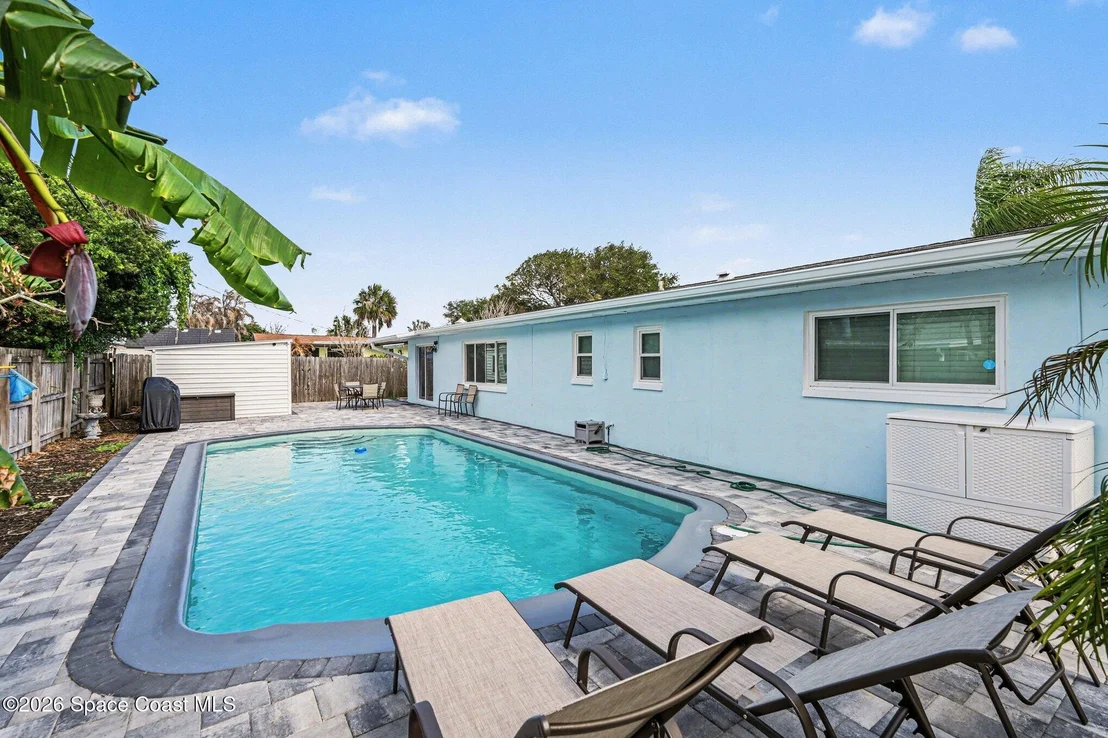 Photo of 375 Cyprus Drive