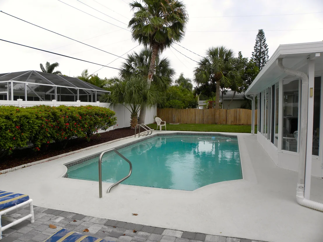 Photo of 308 Dorset Drive