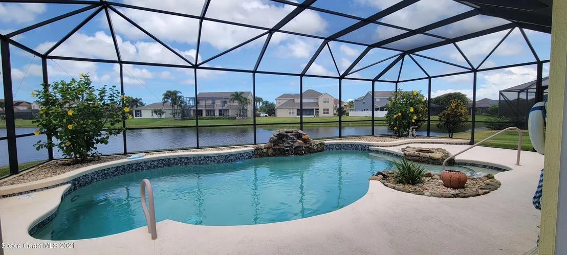 Photo of 3587 Peninsula Circle