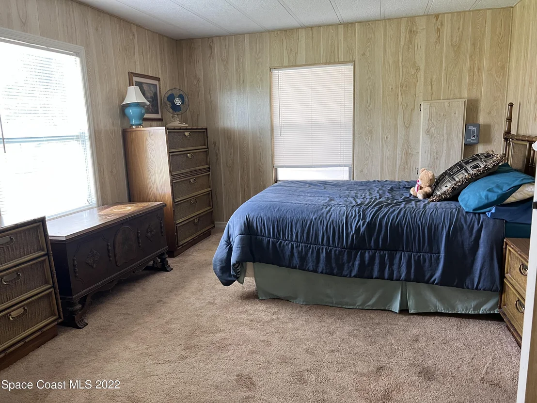 Photo of 562 Jennifer Circle