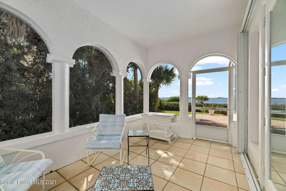 Photo of 176 Bayshore Drive