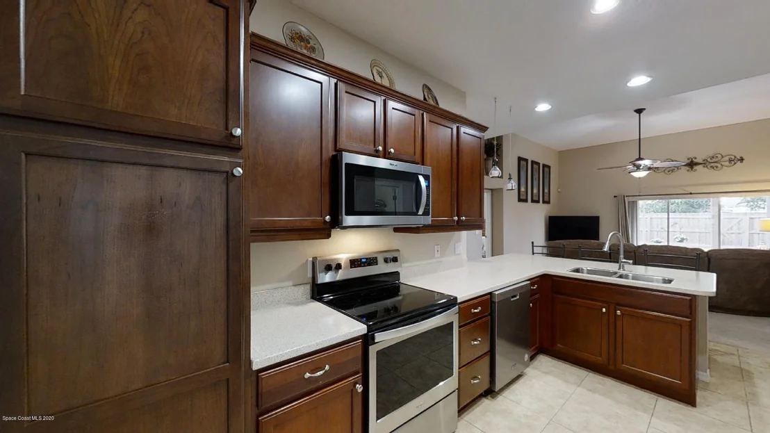 Photo of 1670 Rustic Way