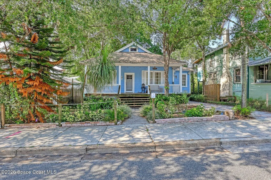 Photo of 107 Oak Street
