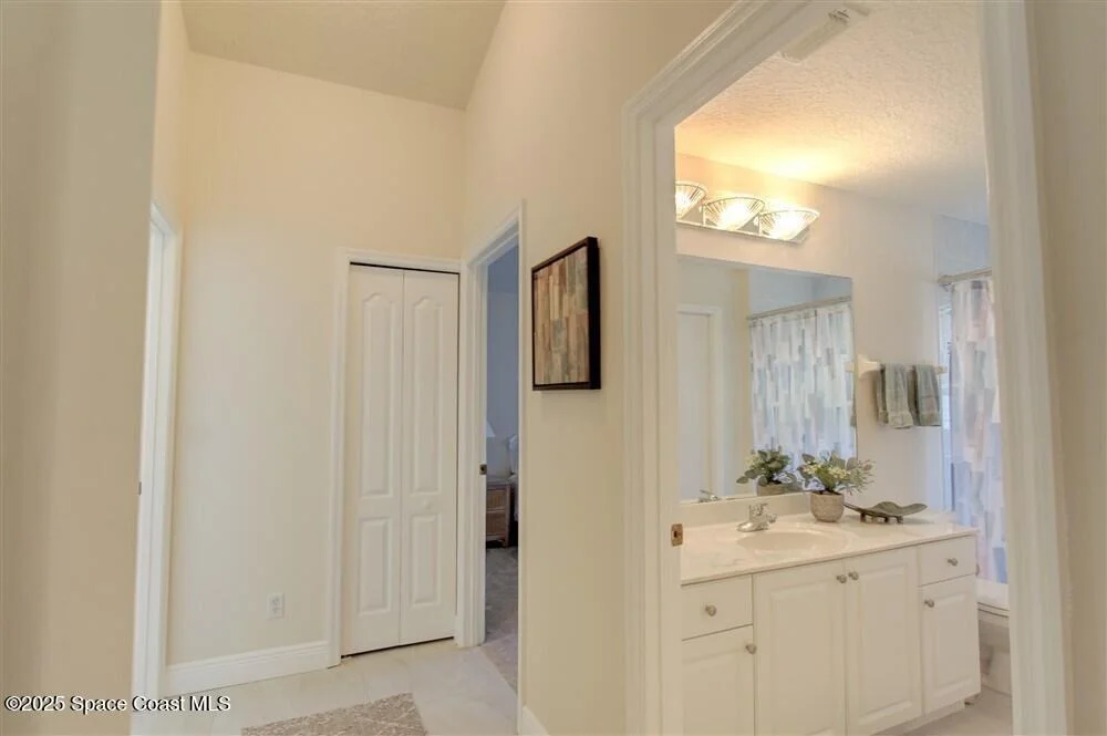 Photo of 2436 Addington Circle