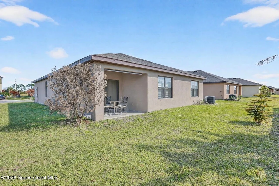 Photo of 7114 Topaz Drive