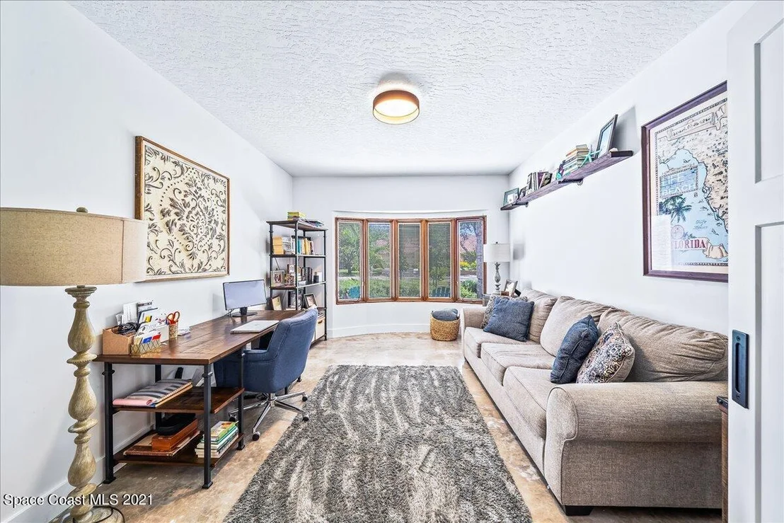 Photo of 629 Hummingbird Drive