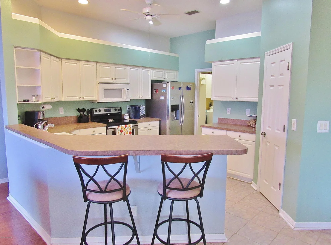 Photo of 969 Kingfisher Way