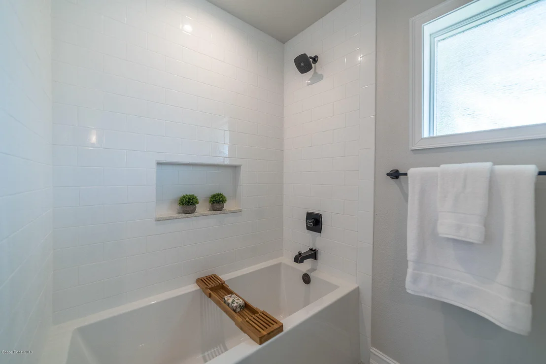 Photo of 417 Cardinal Drive