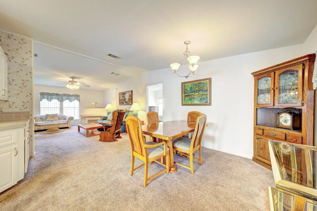 Photo of 665 Outer Drive
