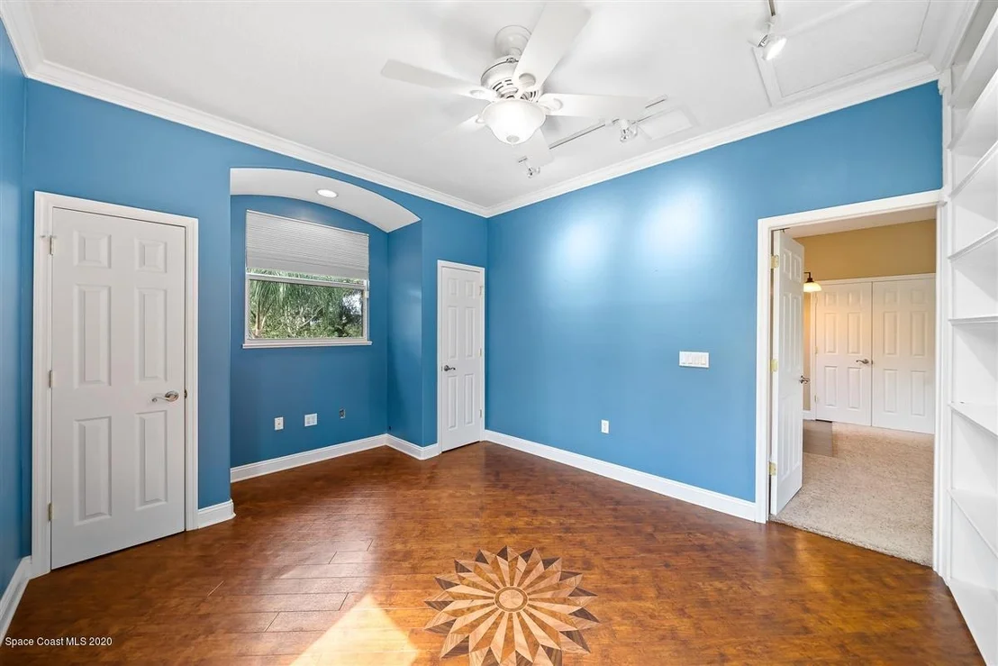 Photo of 1338 Silver Lake Drive