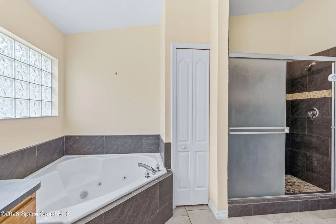 Photo of 1172 Pine Creek Circle NE