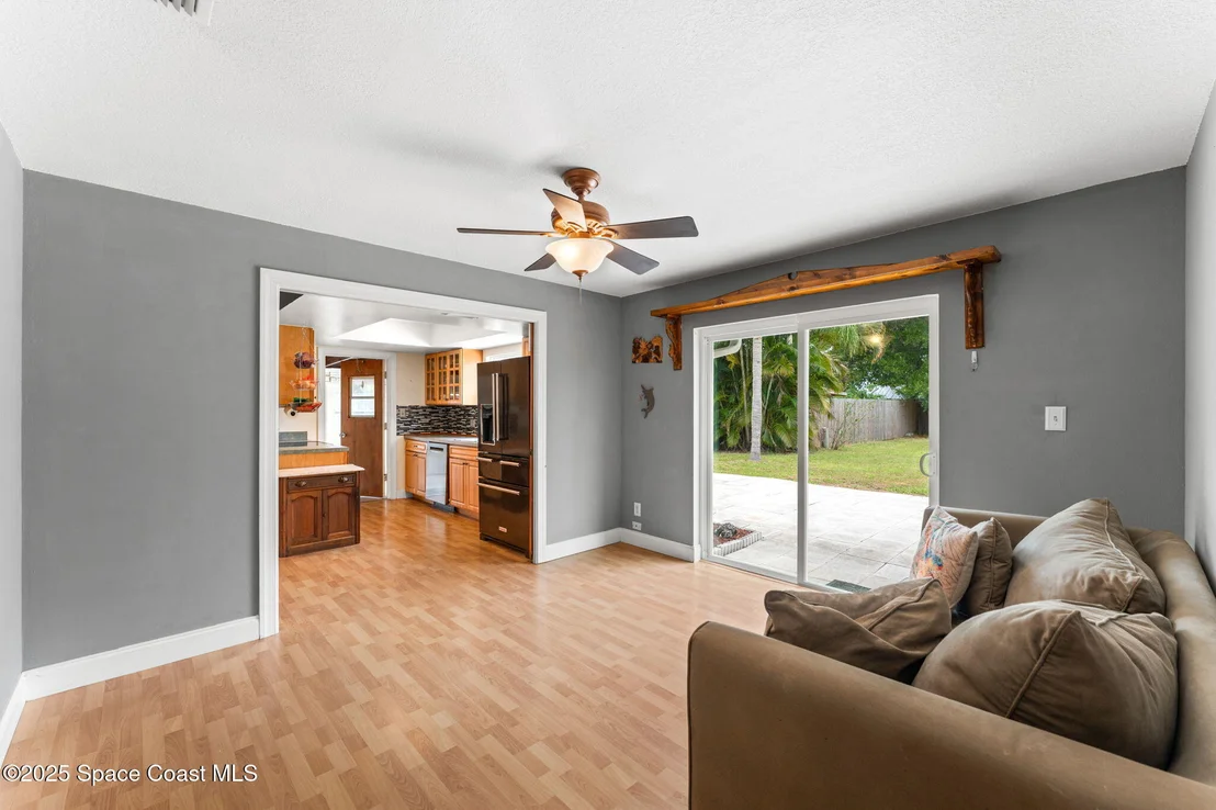 Photo of 2807 Golfview Drive