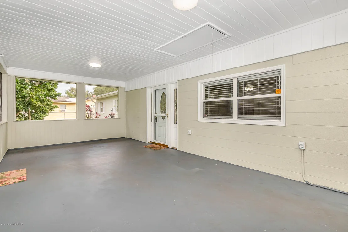 Photo of 2525 Coconut Drive