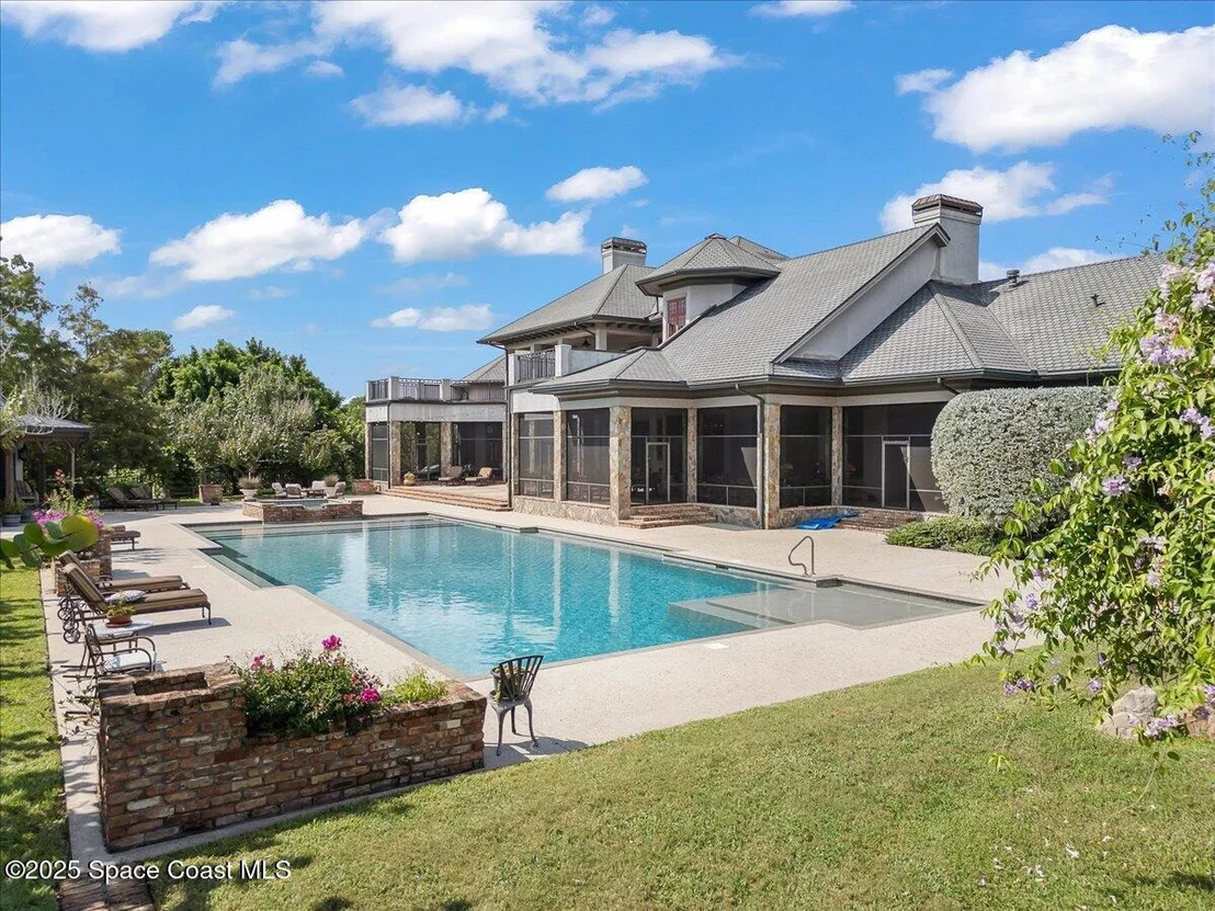 Photo of 586 Wethersfield Place