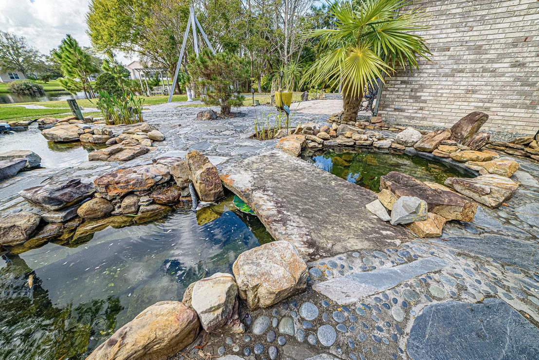 Photo of 4434 Long Lake Road