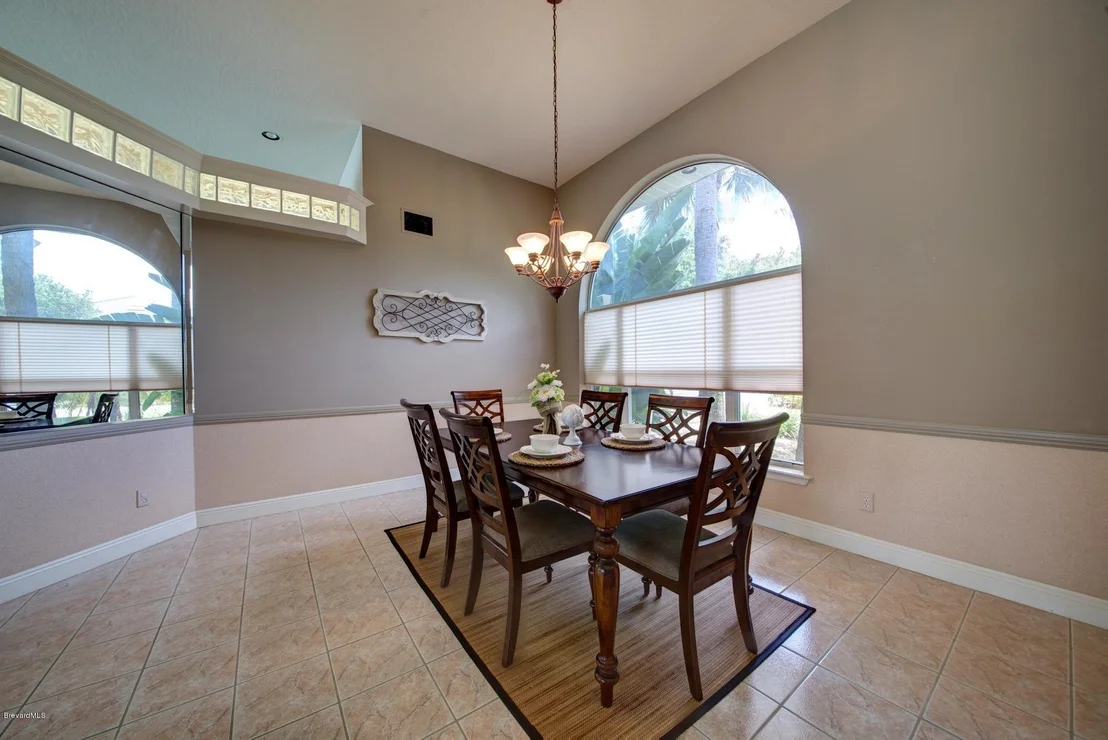 Photo of 812 Sanderling Drive