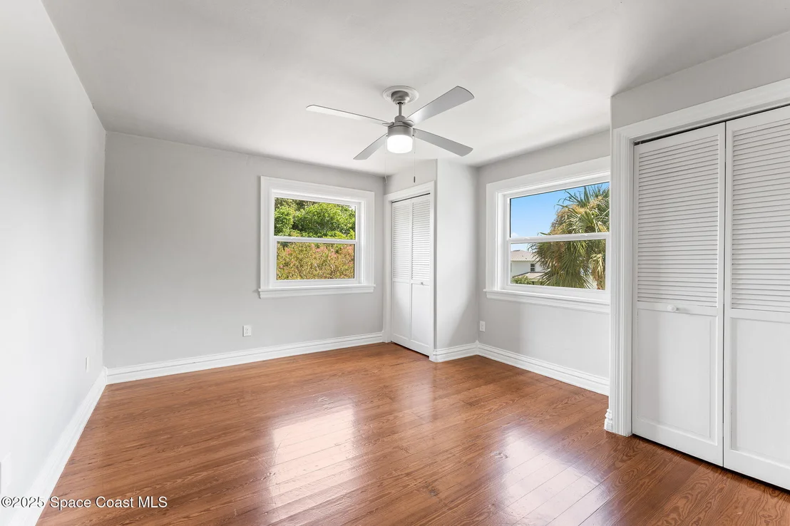 Photo of 121 Circle Drive