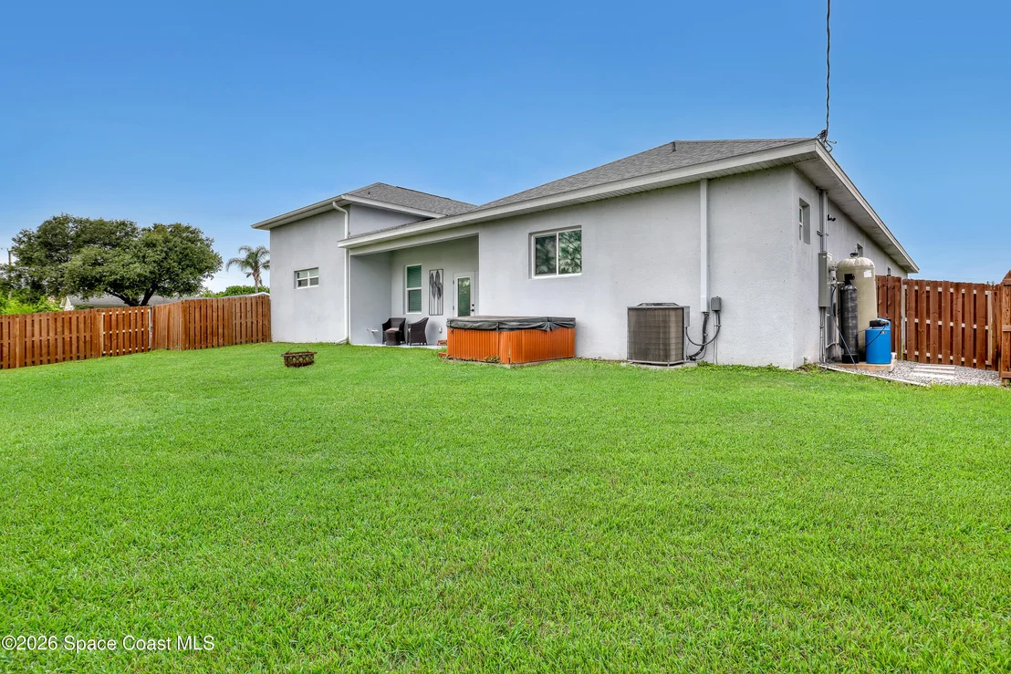 Photo of 910 Windmill Street SE