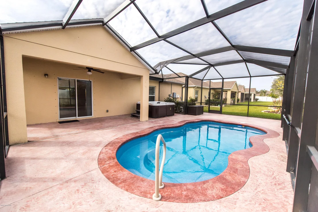 Photo of 1320 Corbett Lane