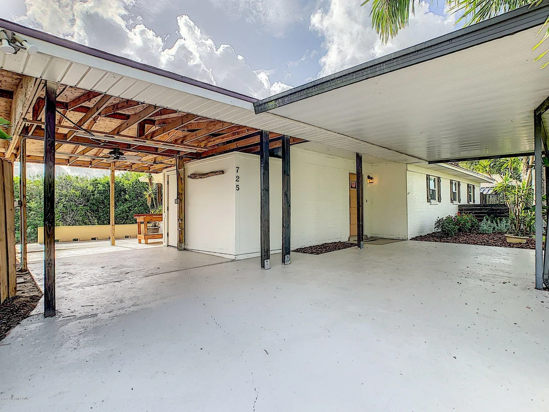 Photo of 725 Mallard Road