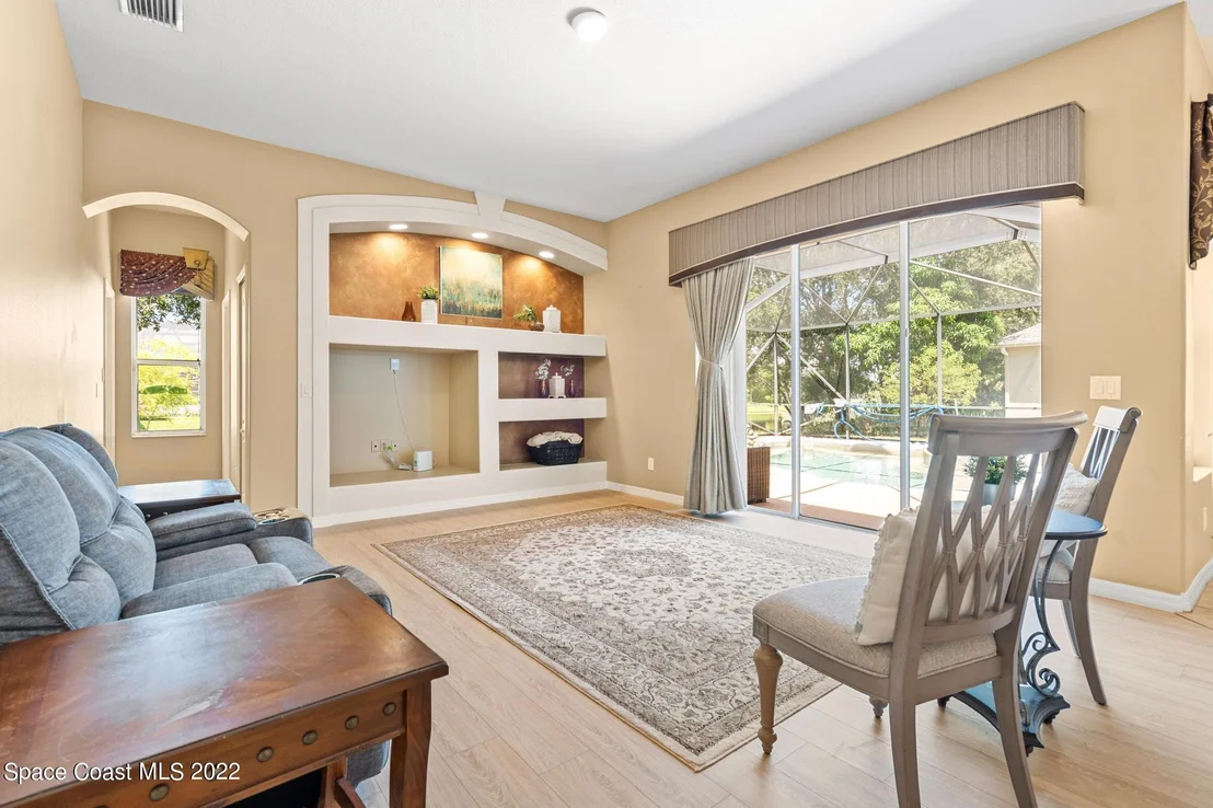 Photo of 3407 Peninsula Circle