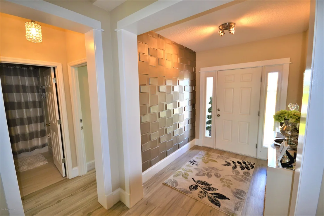 Photo of 960 Fiddleleaf Circle