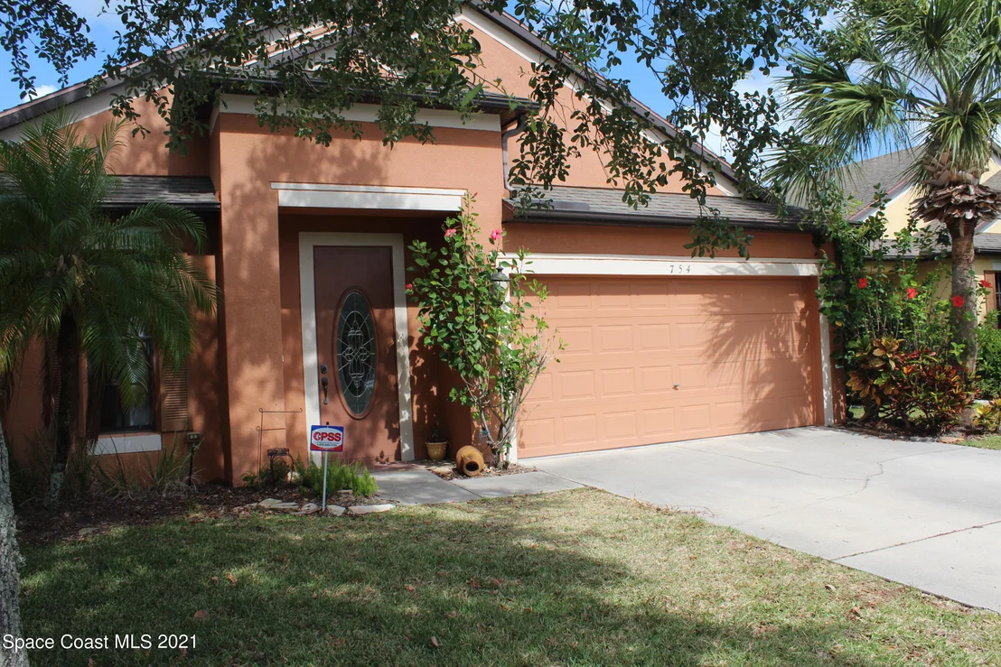 Photo of 754 Dryden Circle