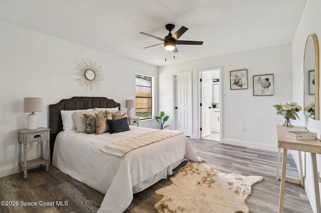 Photo of 6295 Janina Road