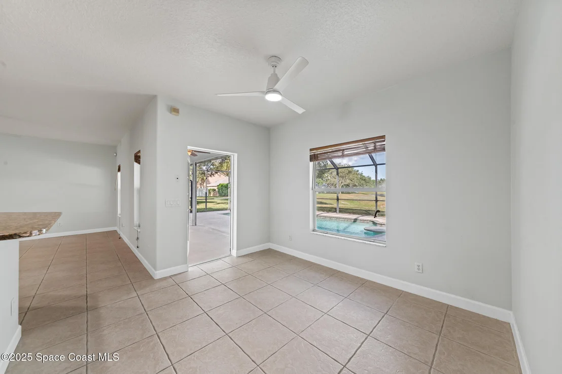 Photo of 1785 Windbrook Drive SE