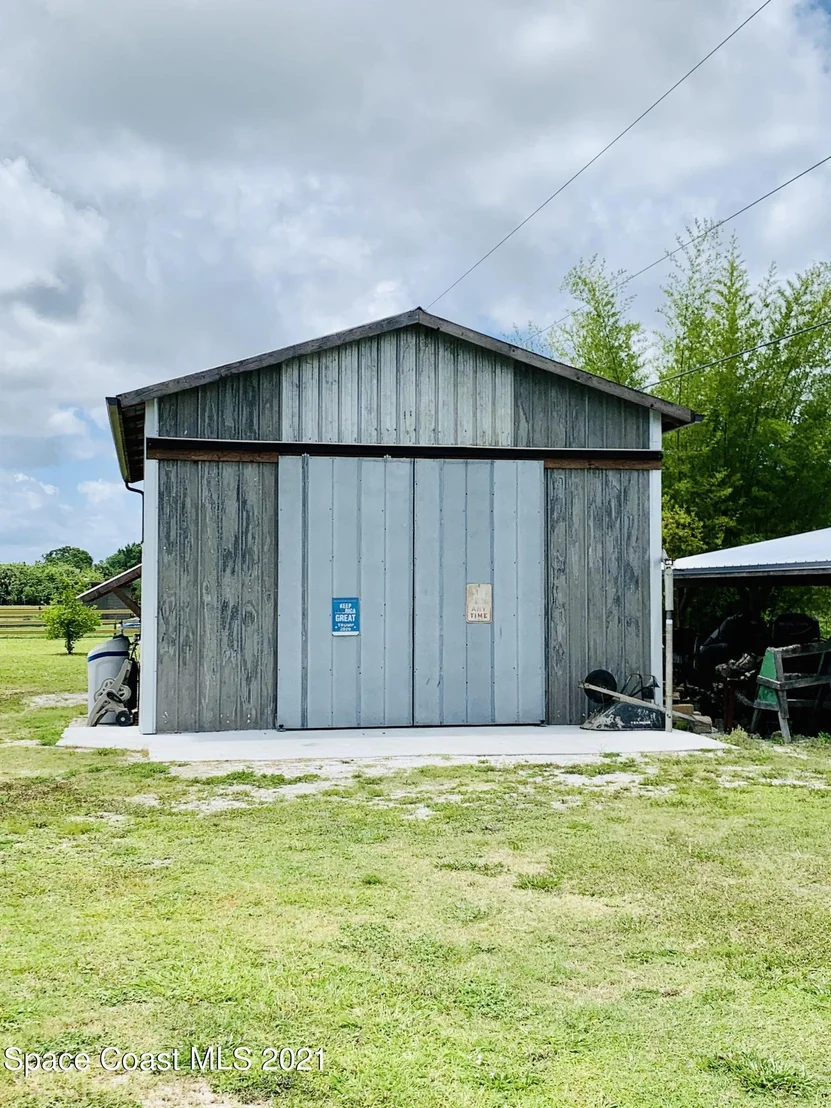 Photo of 3155 Lionel Road