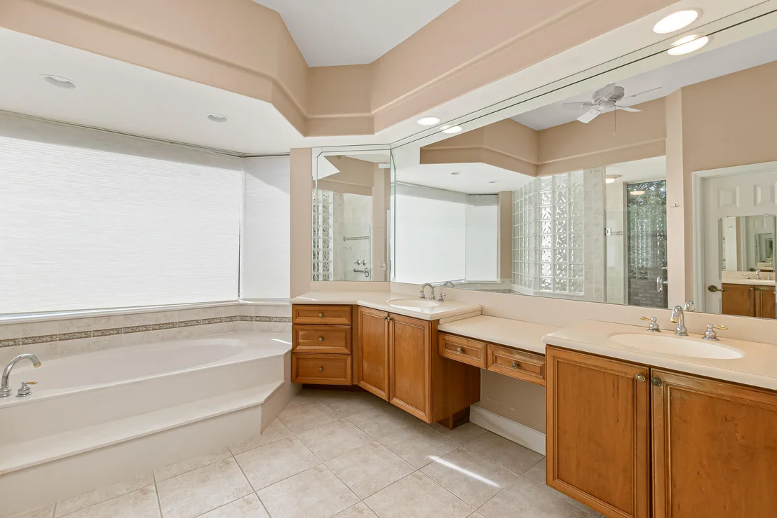 Photo of 4381 Ligustrum Drive