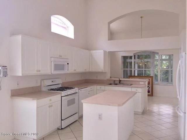 Photo of 378 Renaissance Avenue