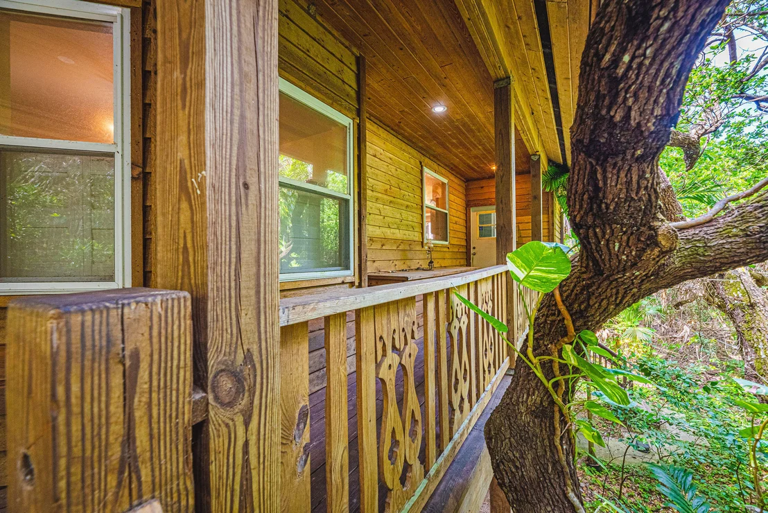 Photo of 104 Seagrape Road