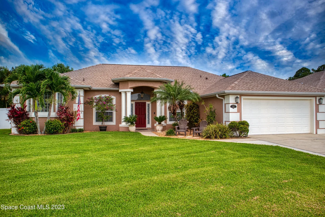 Photo of 1661 Whitman Drive
