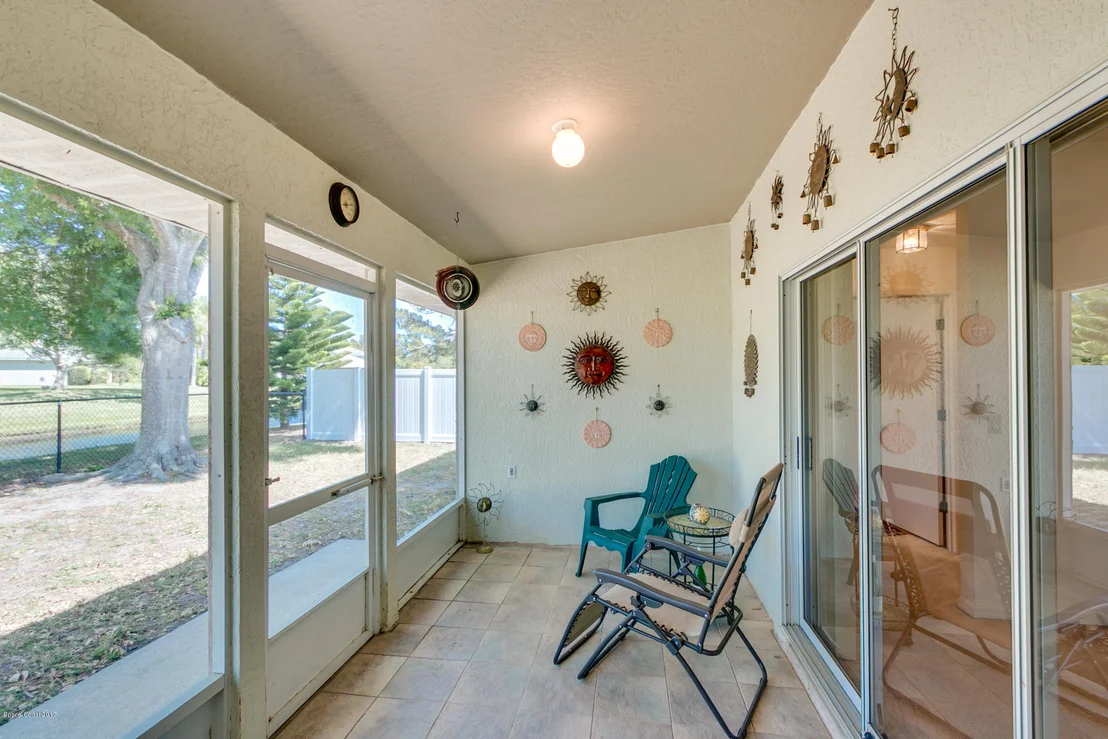 Photo of 1415 California Drive