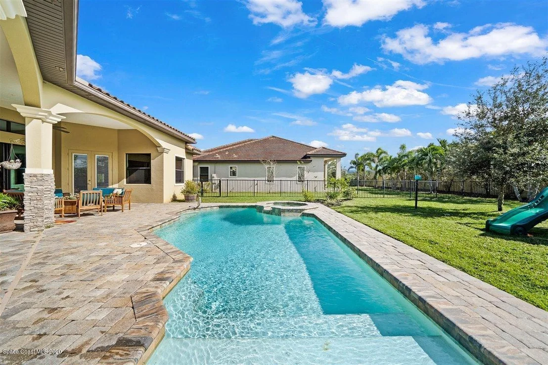 Photo of 906 Casa Dolce Casa Circle